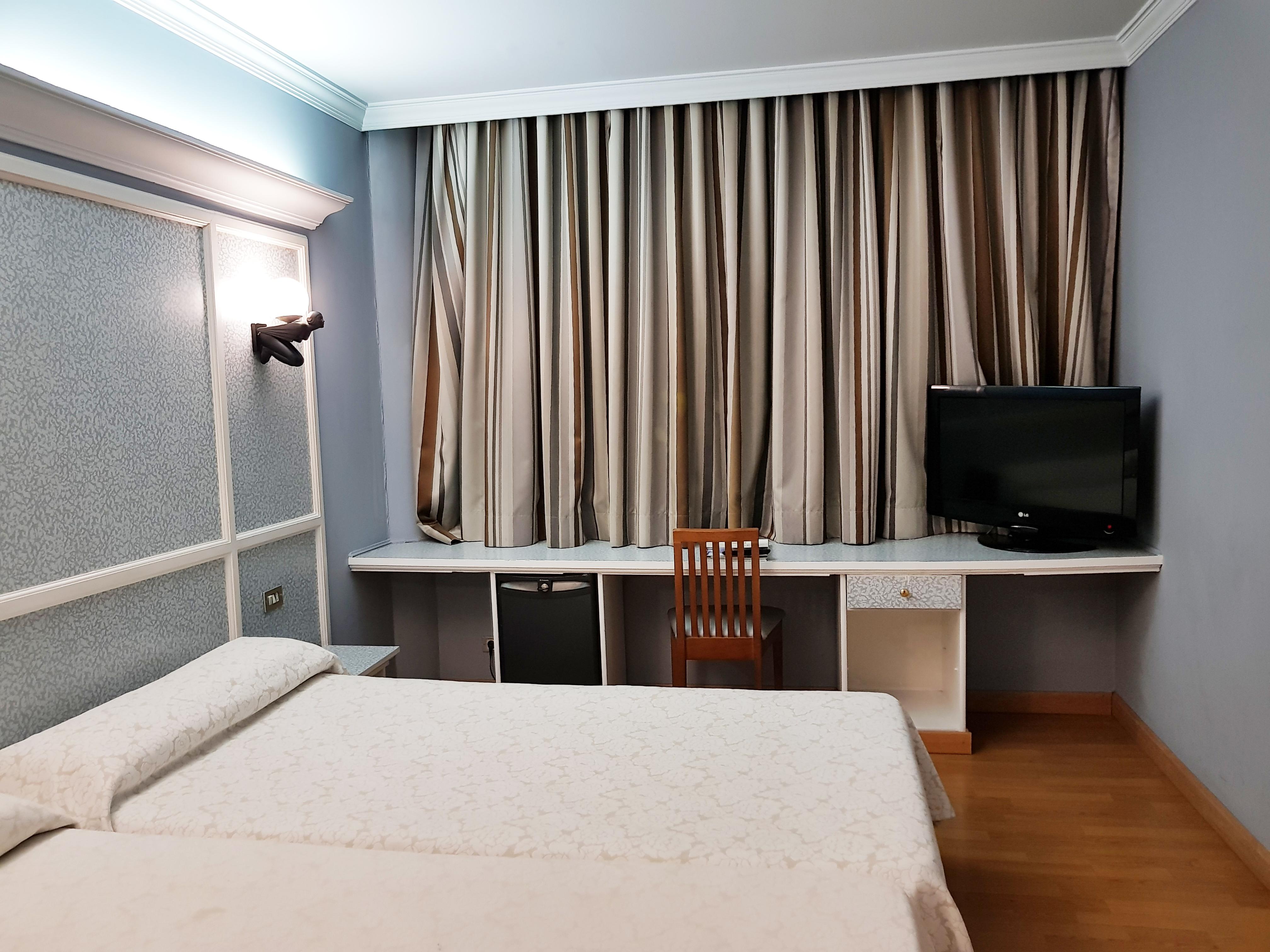 Hotel City House Las Lomas Oviedo Ngoại thất bức ảnh