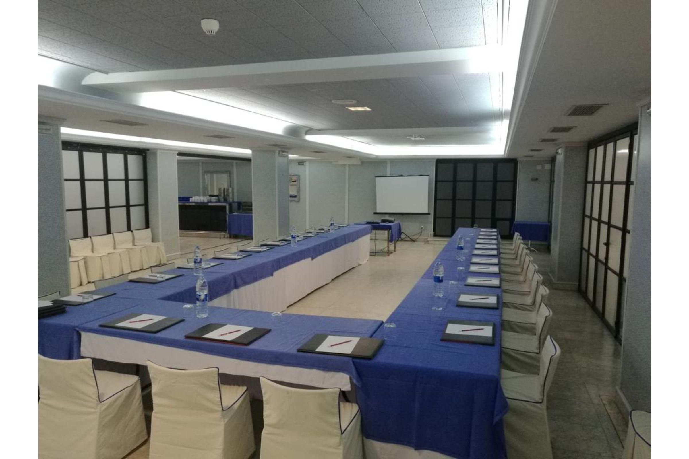 Hotel City House Las Lomas Oviedo Ngoại thất bức ảnh