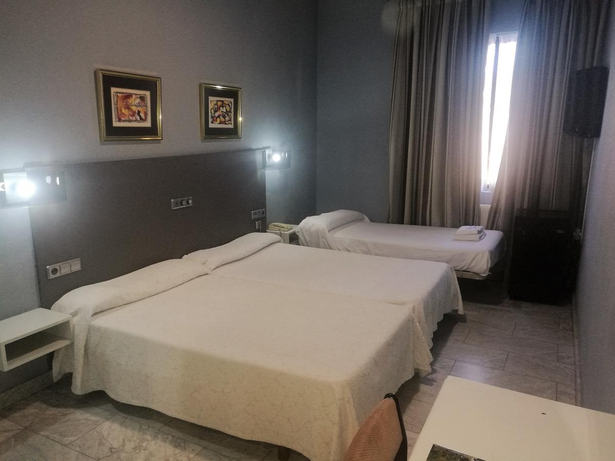Hotel City House Las Lomas Oviedo Ngoại thất bức ảnh