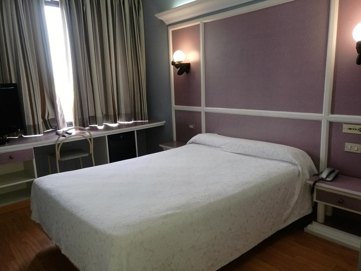 Hotel City House Las Lomas Oviedo Ngoại thất bức ảnh