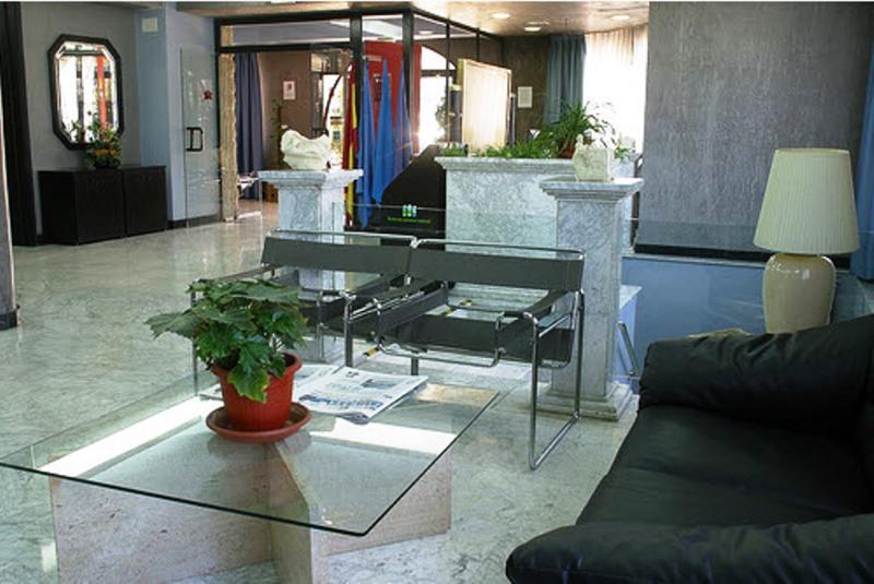 Hotel City House Las Lomas Oviedo Ngoại thất bức ảnh