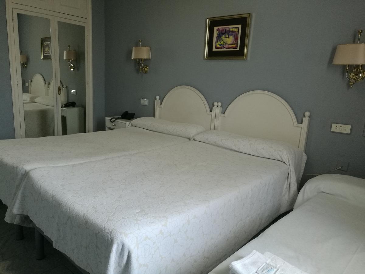 Hotel City House Las Lomas Oviedo Ngoại thất bức ảnh